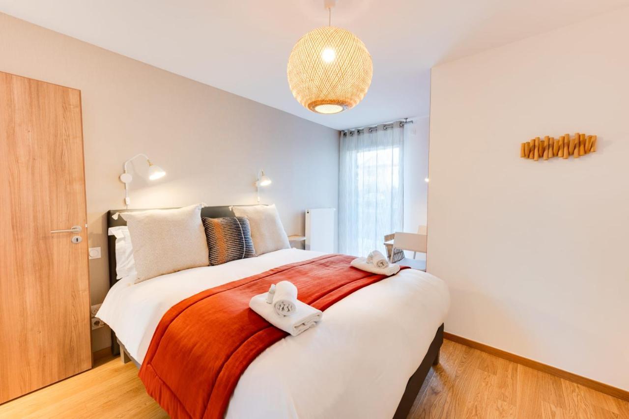 Le Reposoir - New 2 Bedroom Apartment With Terrace & Garage Annecy Exterior photo